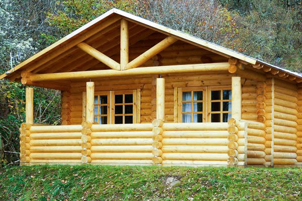 Black Grouse log cabin exterior